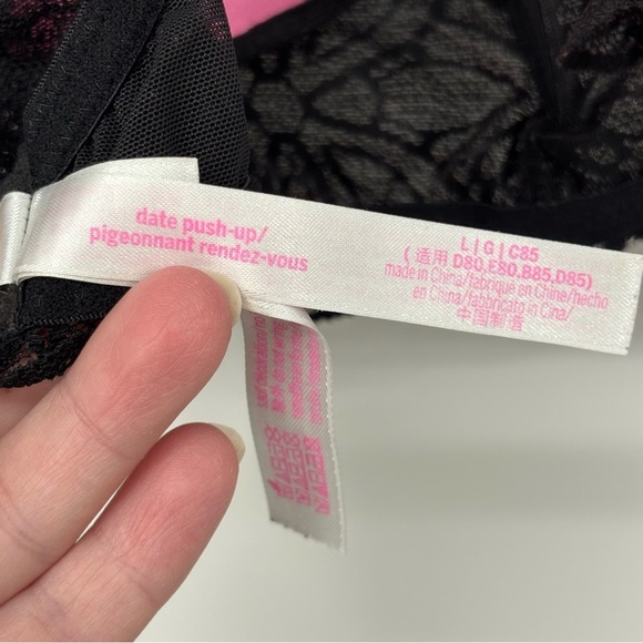VS Victoria’s Secret pink / black date Push up bra Lace Bralette Large plunge - Picture 4 of 6